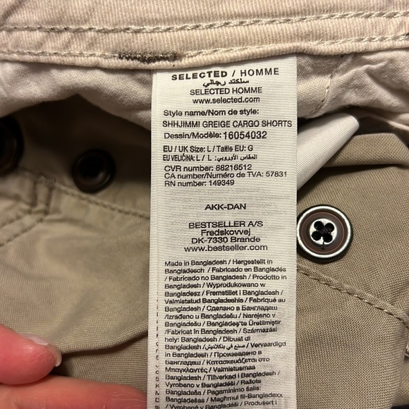 Button Up Cargo Shorts - Picture 5 of 10